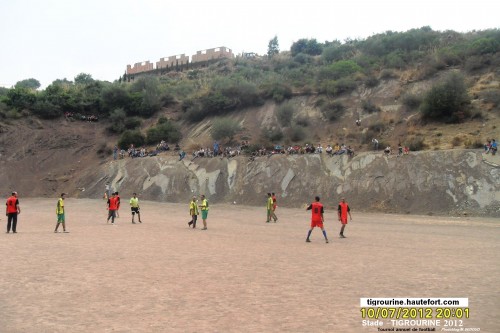 stade de Tigrourine-akerrou-azeffoun-photo tournoi football 2012.JPG