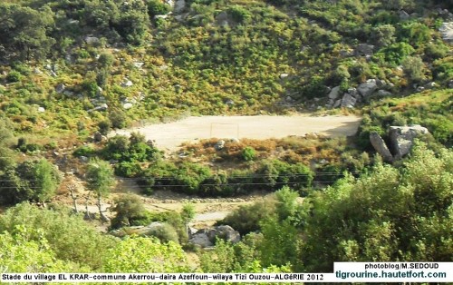 stade el krar-commune akerrou-azeffoun-algérie-2012.JPG