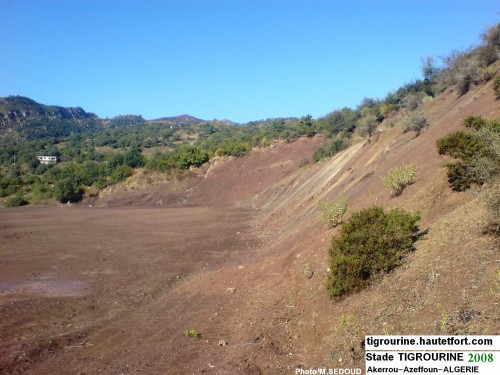 DSC00430-stade tigrourine 2008-akerrou,tizi ouzou,algérie-photo6.JPG